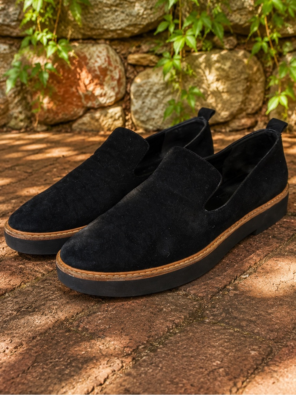 Vince Black Suede Minimalist Classic Luxury Crepe Sole Slip-On Loafers, 8